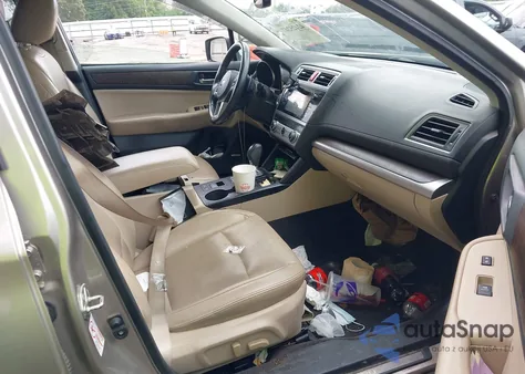 2015 Subaru Outback 3.6R Limited из США, поврежденный, VIN 4S4BSENC4F3245972